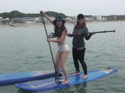 8/9 AM １ SUP(サップ、スタンドアップパドル)体験スクール付きレンタル  鎌倉ハイサーフ