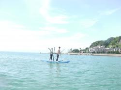 8/14 AM SUP(サップ、スタンドアップパドル)体験スクール付きレンタル  鎌倉ハイサーフ