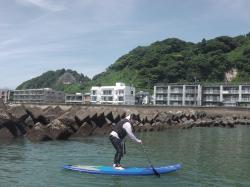 7/14 AM SUP(サップ、スタンドアップパドル)体験スクール付きレンタル  鎌倉ハイサーフ