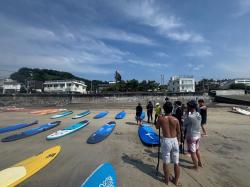 8/1 AM SUP(サップ、スタンドアップパドル)体験スクール付きレンタル  鎌倉ハイサーフ 