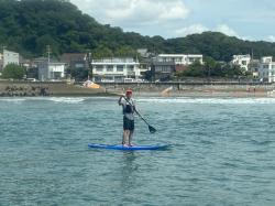 8/9 AM SUP(サップ、スタンドアップパドル)体験スクール付きレンタル   鎌倉ハイサーフ 