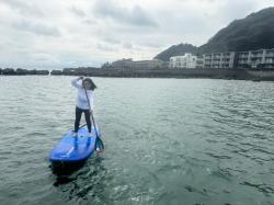 9/12 PM SUP(サップ、スタンドアップパドル)体験スクール付きレンタル  カマクラハイサーフ