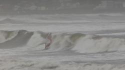 ９／１６台風ライド　ウインドサーフィン　動画　鎌倉ハイサーフ