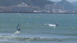 台風一過　６号　ウインドサーフィン　動画　鎌倉ハイサーフ