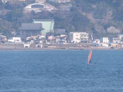 ３／２８　今日の由比ケ浜坂ノ下　SUP&ウインドサーフィン　画像